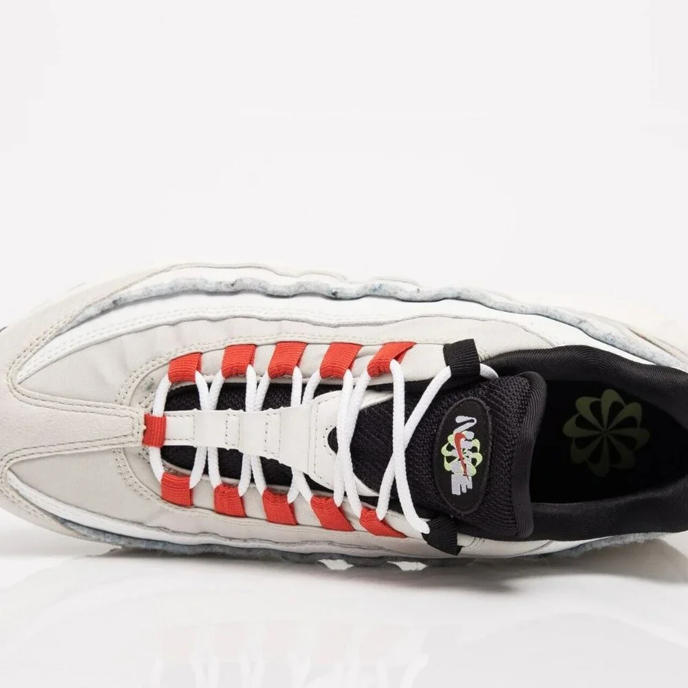 Nike Air Max 95 SE ( Light Bone/Habanero Red). Brand New. Mens Size: 9.5 - 12. - Picture 5 of 10